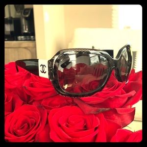 Authentic CHANEL Acetate CC Lace Effect Sunglasses